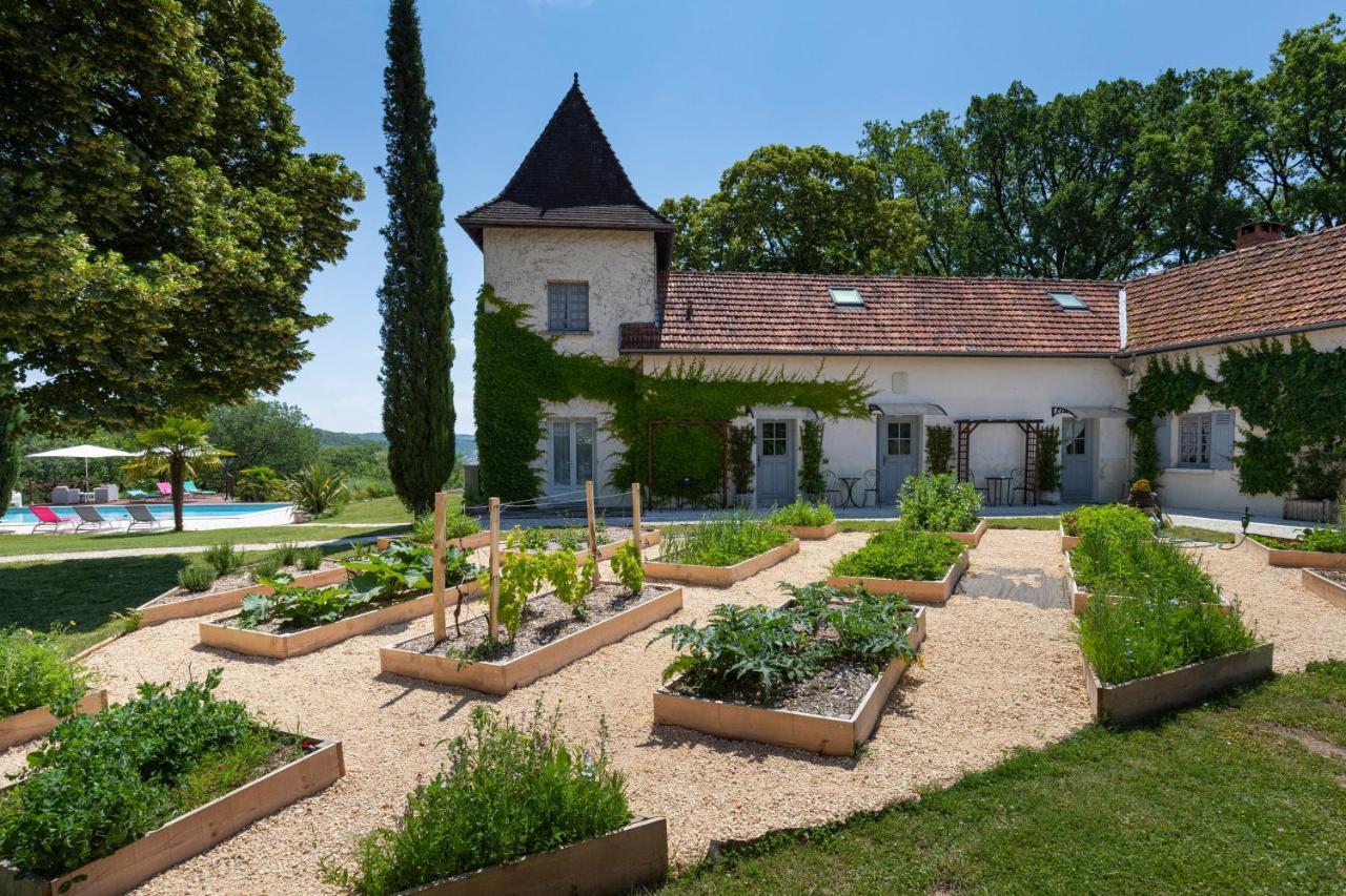 Bed and Breakfast Le Masrougier à Simeyrols Extérieur photo